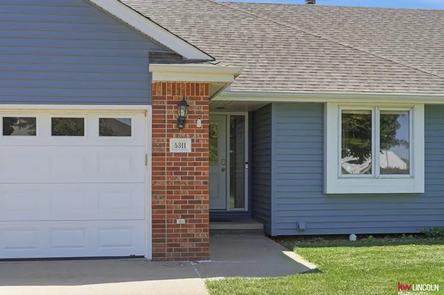 5311 Hallshire Court, Lincoln, NE 68516 - #2