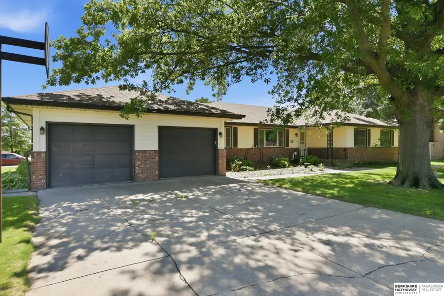 201 Barrington Drive, Gretna, NE 68028 - #3