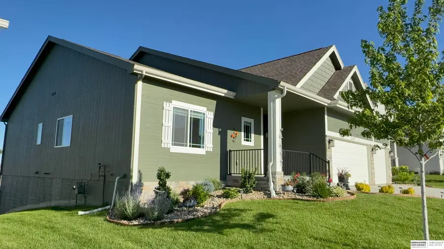 5520 N 181st Street, Elkhorn, NE 68022 - #2