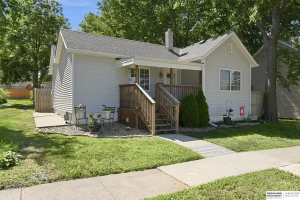 710 S Washington Street, Papillion, NE 68046