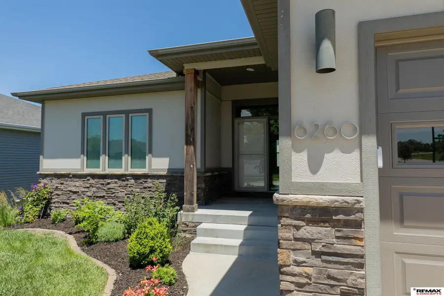 6260 Bridle Lane, Lincoln, NE 68516 - #2