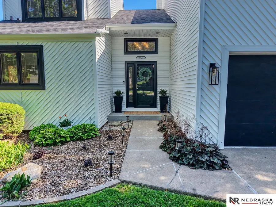 3721 Timberline Court, Lincoln, NE 68506 - #2