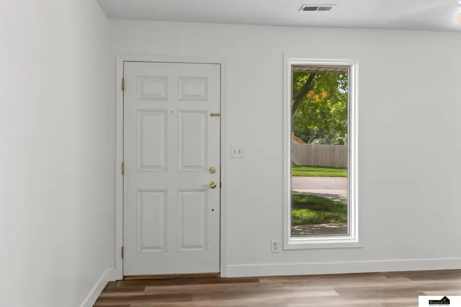 1716 W Arlington Street, Lincoln, NE 68522 - #3