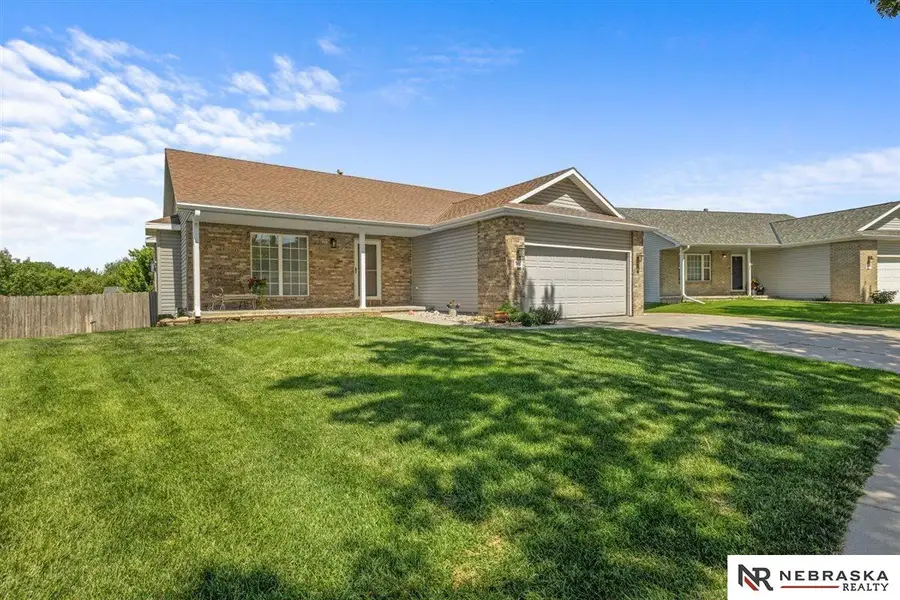 3334 W Rose Street, Lincoln, NE 68522 - #2