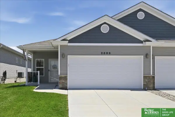 2868 Wagon Drive, Lincoln, NE 68507