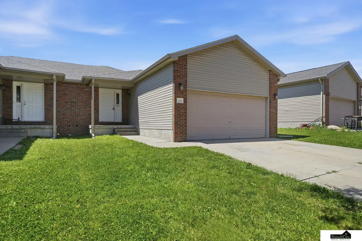 7229 & 7225 Dorchester Court, Lincoln, NE 68521 - #1