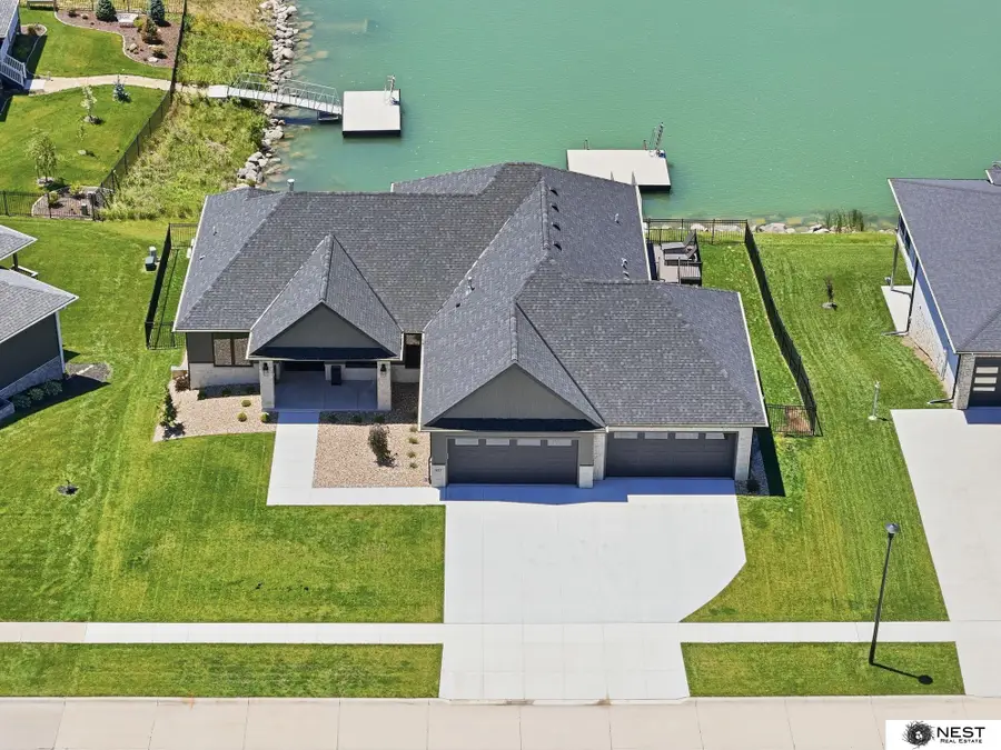 507 Deep Water Bay, Lincoln, NE 68527 - #3