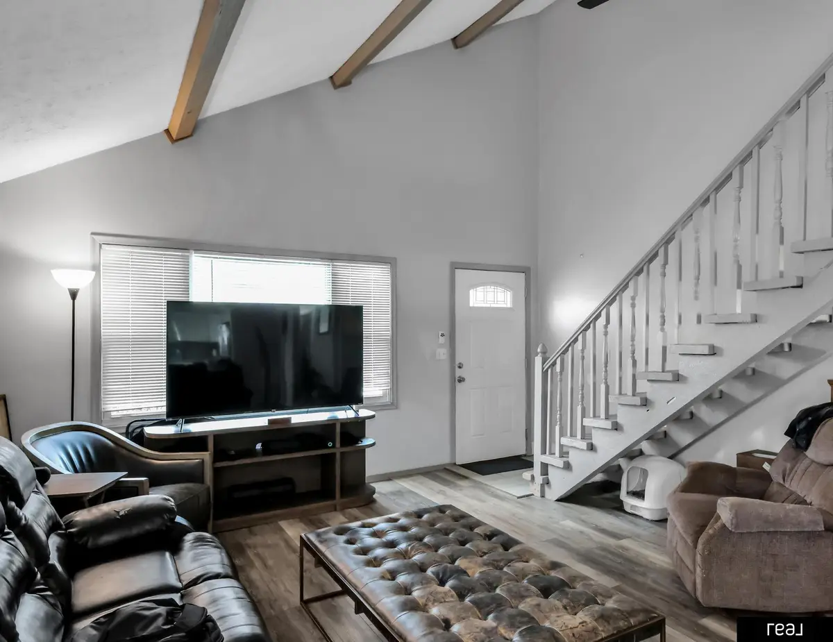 6527 & 6529 Lafayette Avenue, Omaha, NE 68132 - #1