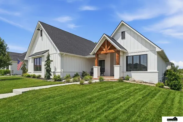 9230 Calamus River Road, Lincoln, NE 68520