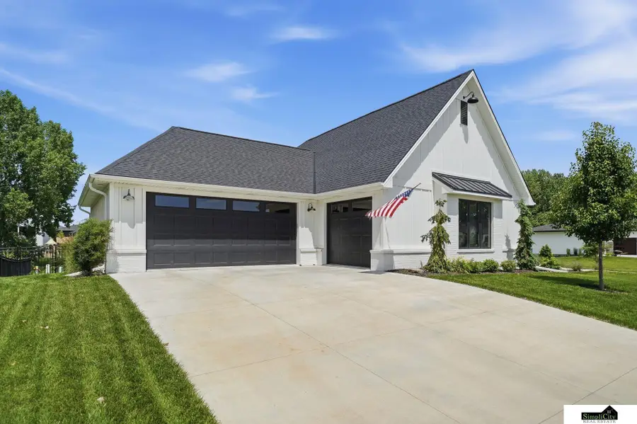 9230 Calamus River Road, Lincoln, NE 68520 - #3