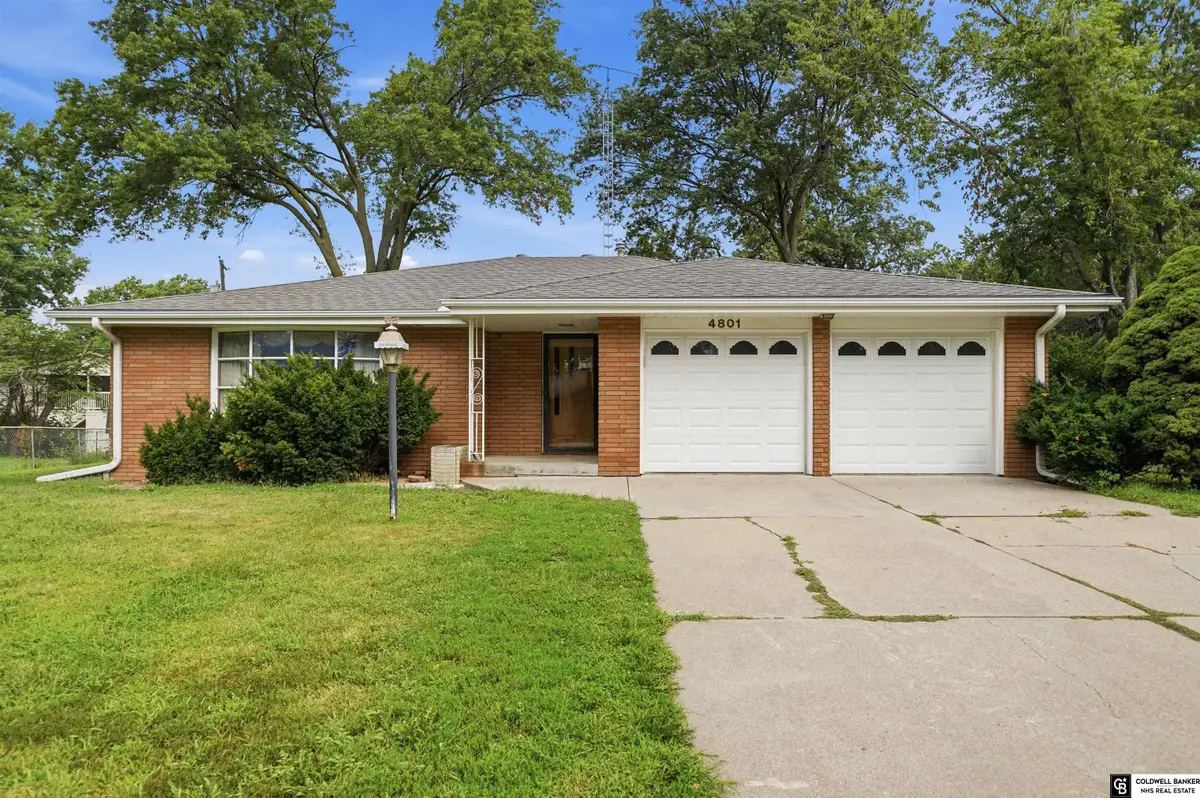 4801 Ginny Avenue, Lincoln, NE 68516 - #1