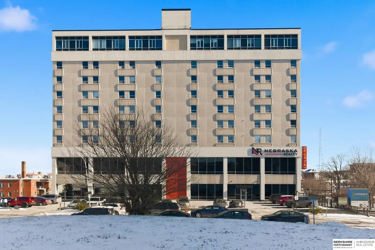 105 N 31st Avenue #302, Omaha, NE 68131 - #1