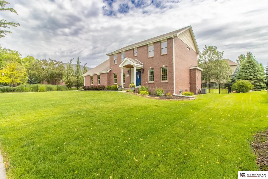 6808 Ridge Road, Lincoln, NE 68512 - #3