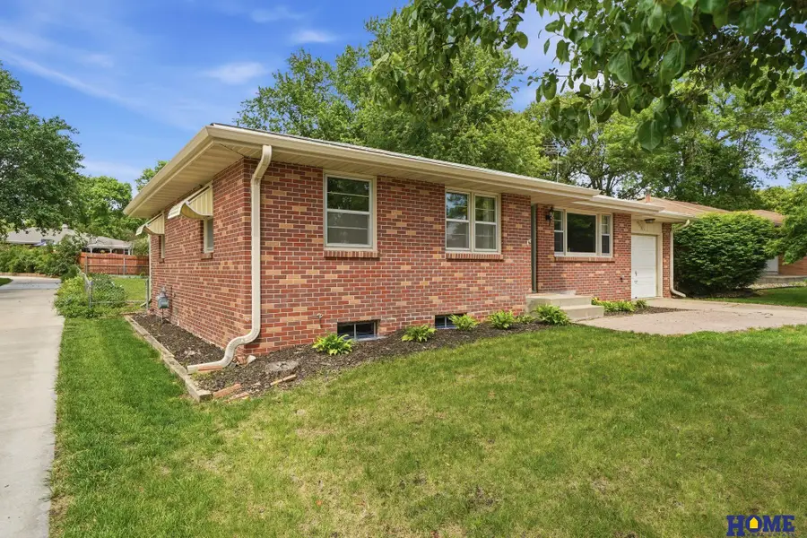 4510 Normal Boulevard, Lincoln, NE 68506 - #3