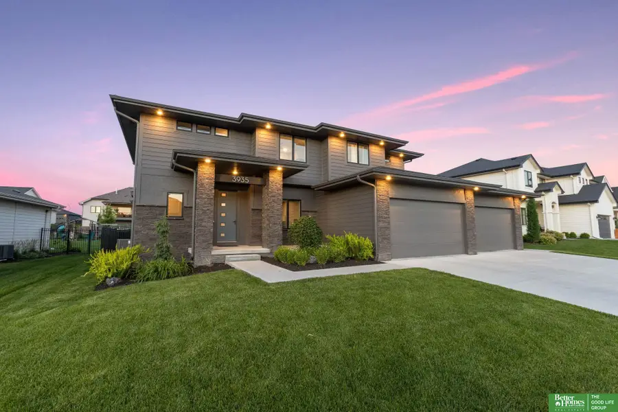3935 S 208 Street, Elkhorn, NE 68022 - #2