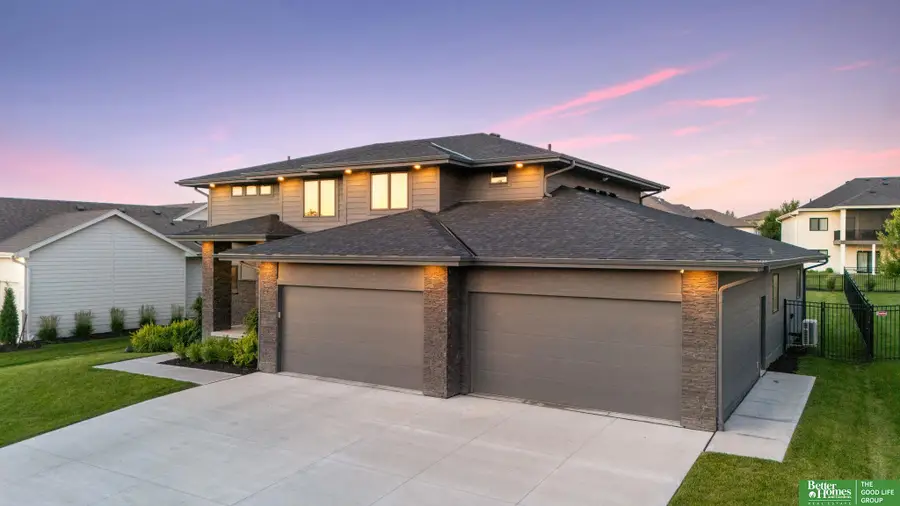 3935 S 208 Street, Elkhorn, NE 68022 - #3