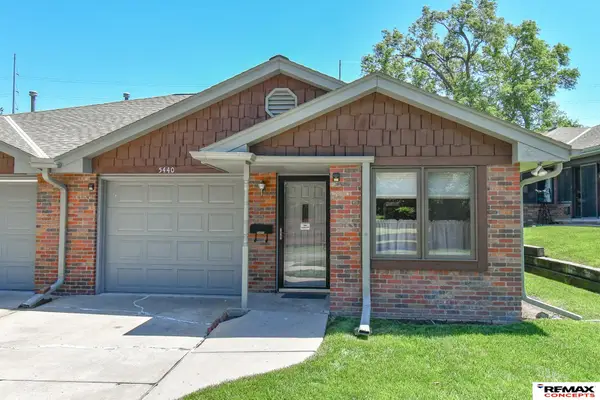 5440 Pioneers Boulevard, Lincoln, NE 68506
