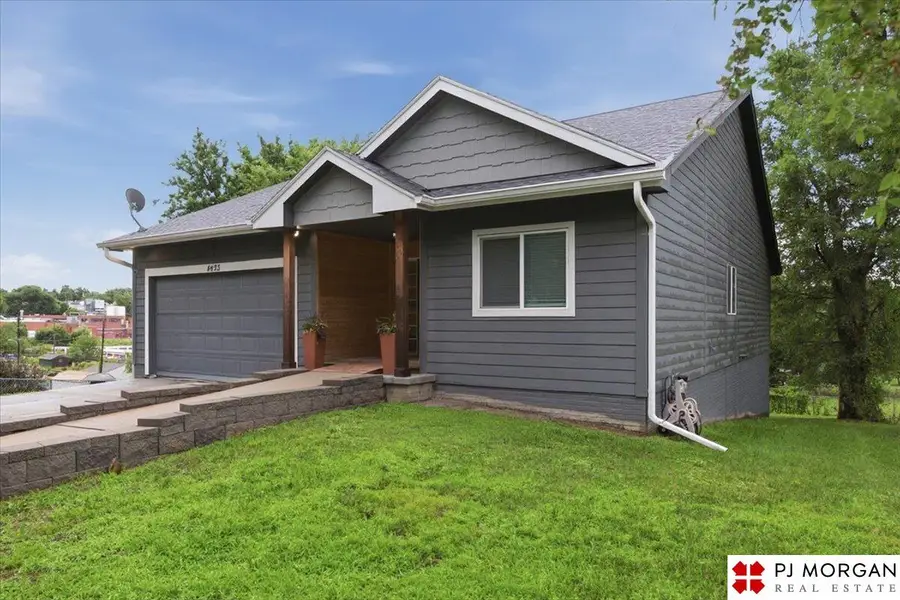 4423 R Street, Omaha, NE 68107 - #3