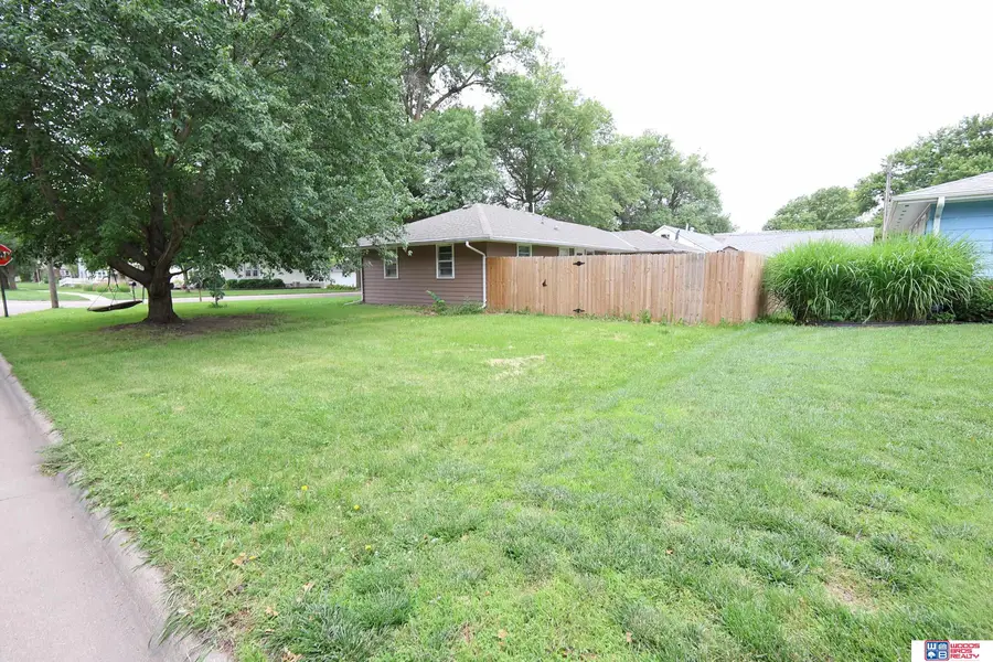 113 E 9th Street, Stromsburg, NE 68666 - #3