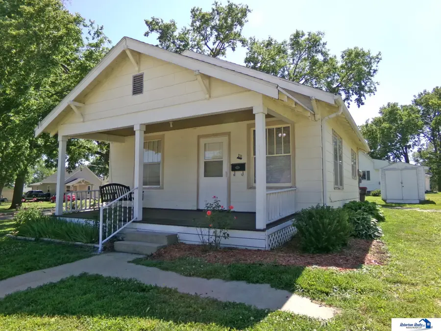 211 S 13th Street, Beatrice, NE 68310 - #3