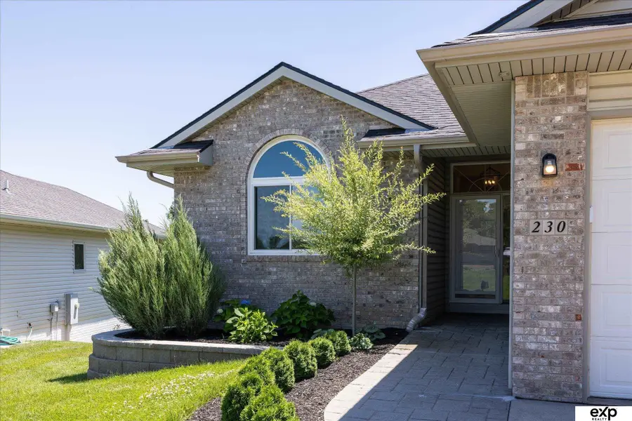 230 E View Drive, Council Bluffs, IA 51503 - #3