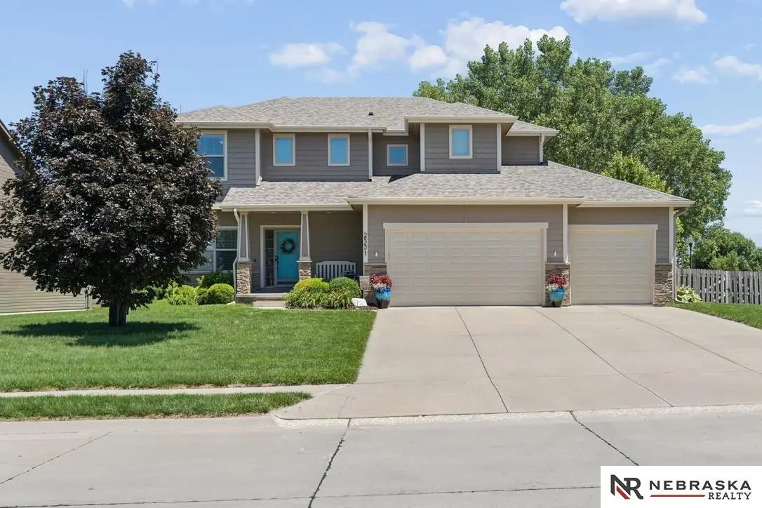 2331 Big Sky Drive, Papillion, NE 68046 - #1
