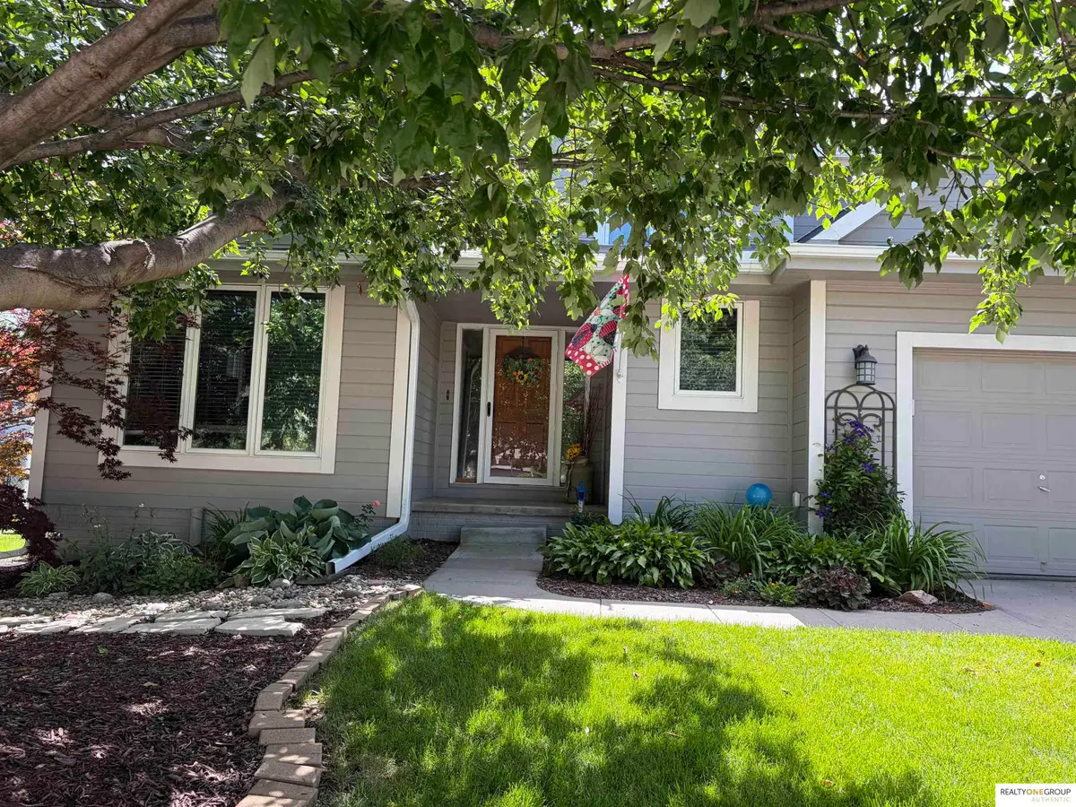 8131 S 101st Street, La Vista, NE 68128 - #1