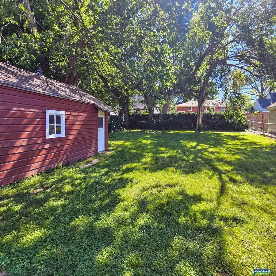 2750 S 34th Street, Lincoln, NE 68506 - #2