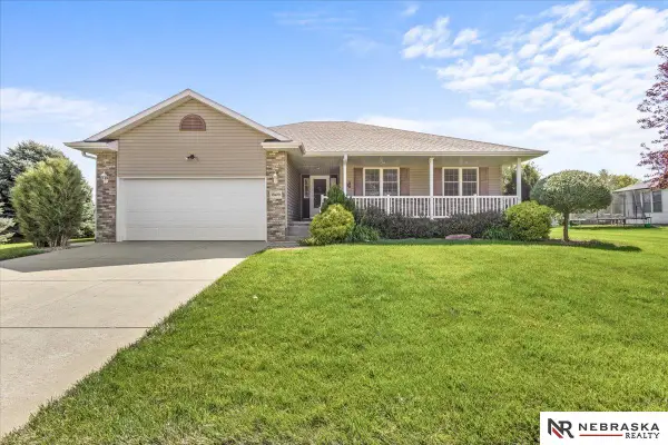 10470 N 150th Street, Waverly, NE 68462