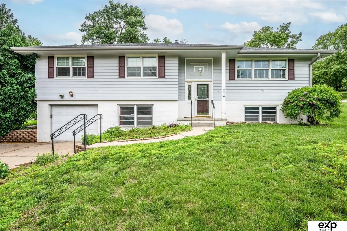 4016 Clifton Drive, Omaha, NE 68134 - #1
