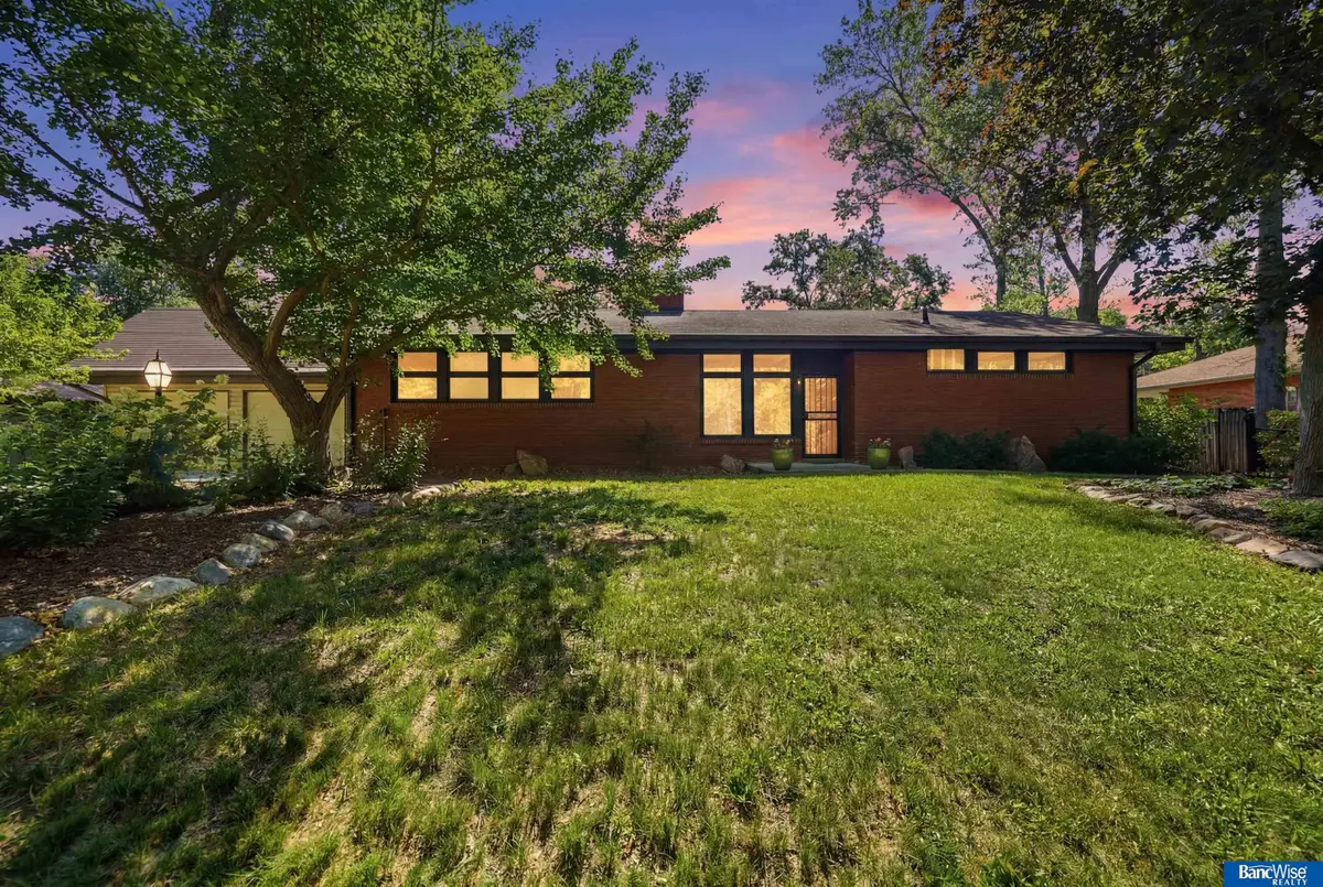 3820 S 39th Street, Lincoln, NE 68506 - #1