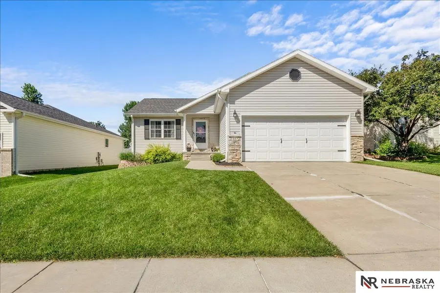 7007 N Grand Lake Drive, Lincoln, NE 68521 - #2