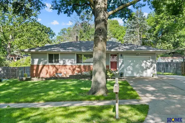 1857 Rusty Lane, Lincoln, NE 68506