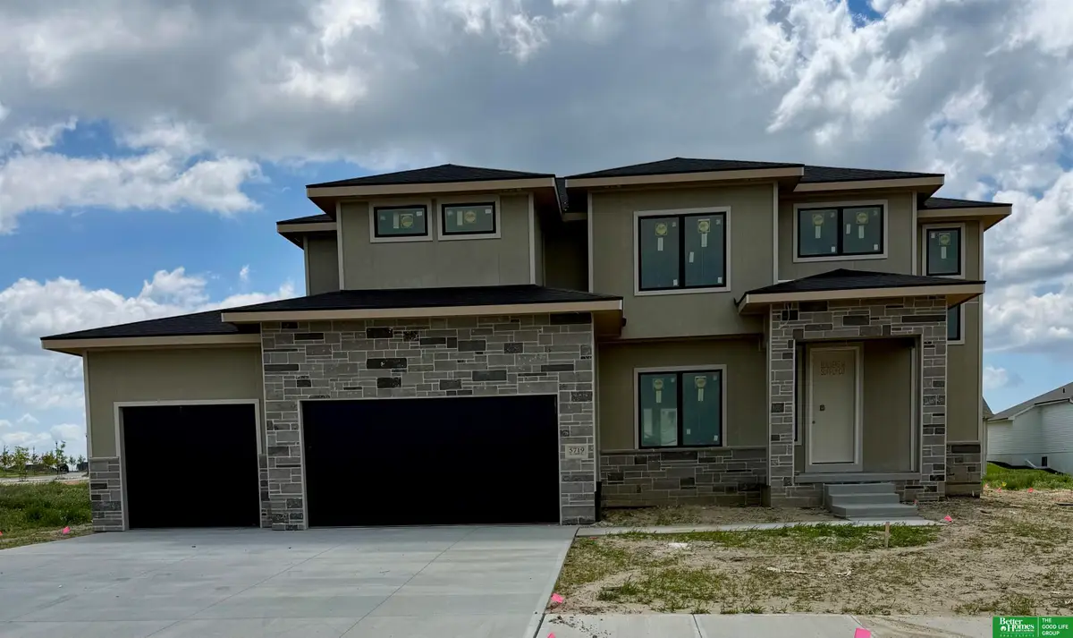 5719 N 199th Street, Elkhorn, NE 68022 - #1
