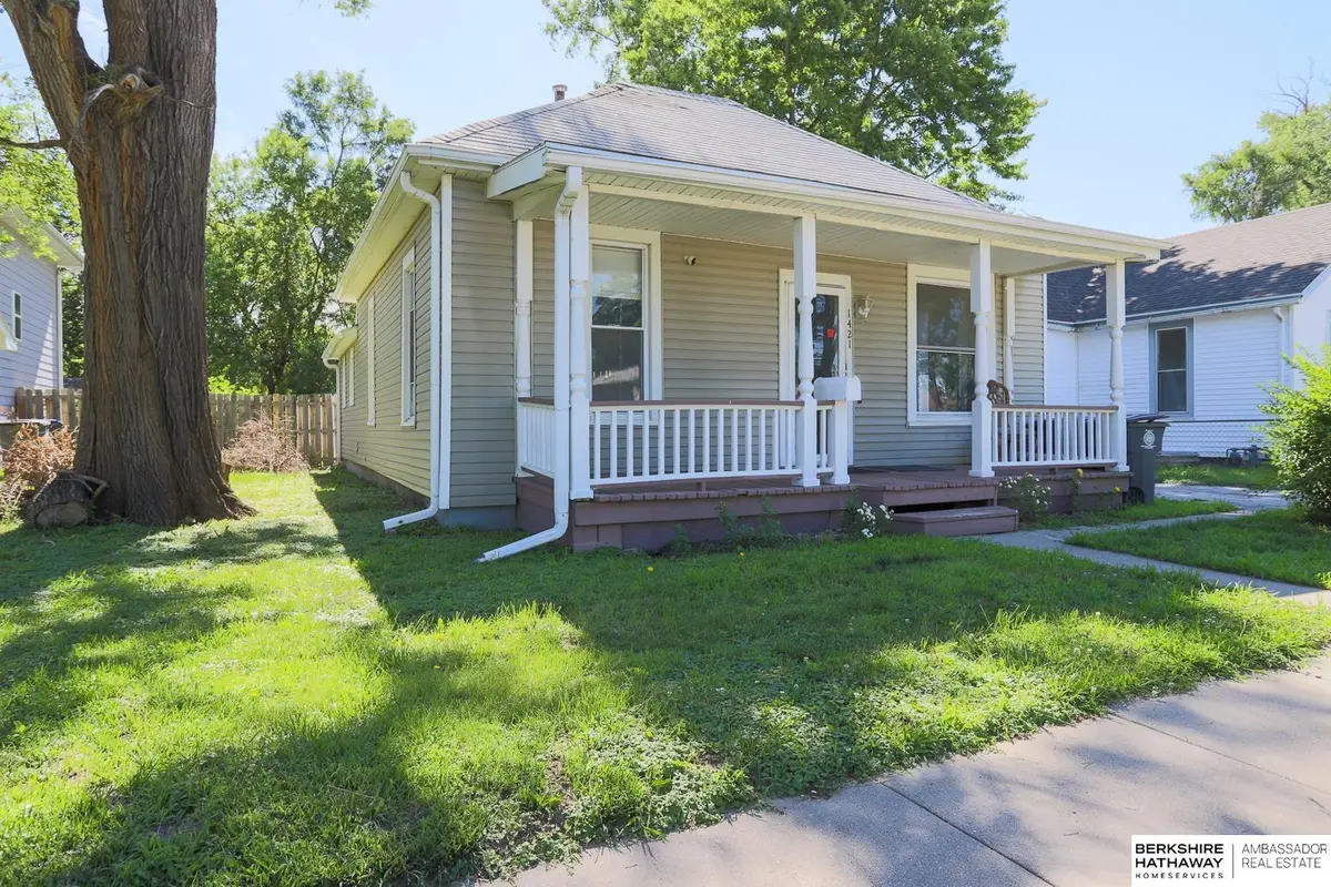 1421 S 8th Street, Council Bluffs, IA 51501 - #1