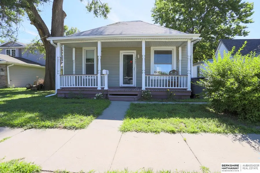 1421 S 8th Street, Council Bluffs, IA 51501 - #2