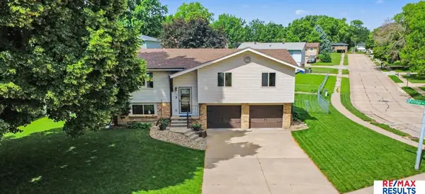 7326 Harvest Hills Drive, La Vista, NE 68128