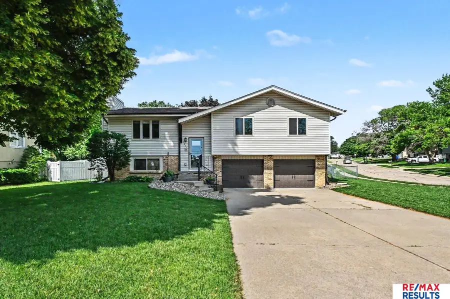 7326 Harvest Hills Drive, La Vista, NE 68128 - #2