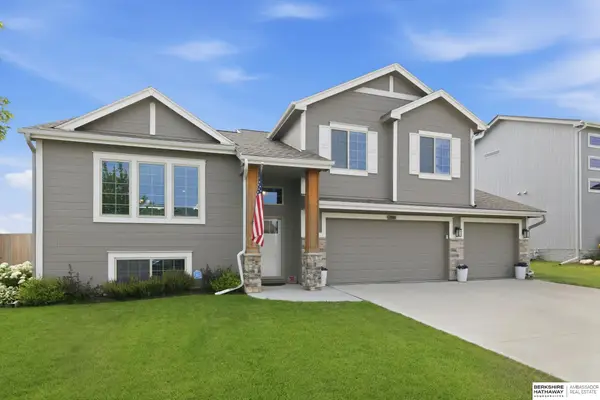 13544 S 55th Street, Papillion, NE 68133