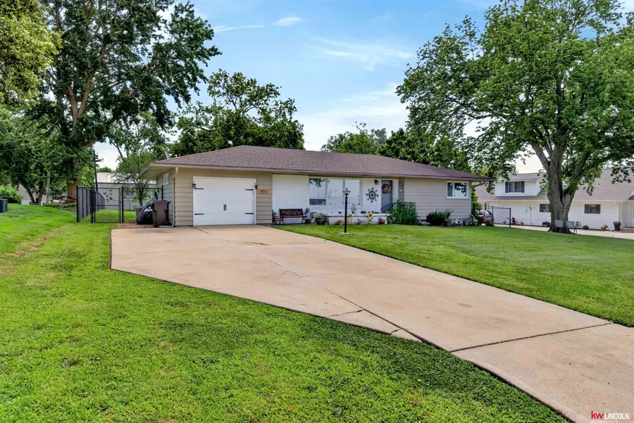 952 N 2nd Street, Tecumseh, NE 68450 - #2