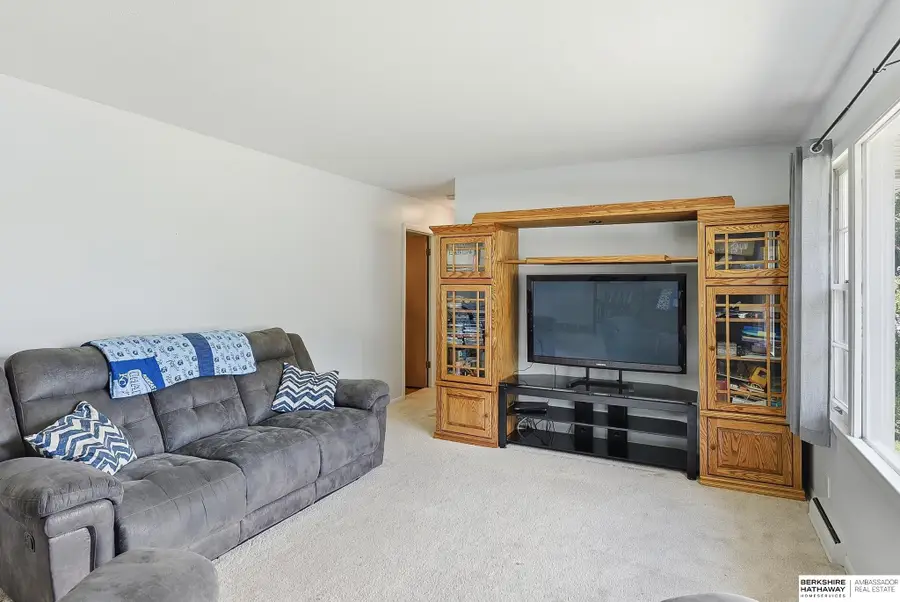 1251 Bellaire Boulevard, Bellevue, NE 68005 - #3