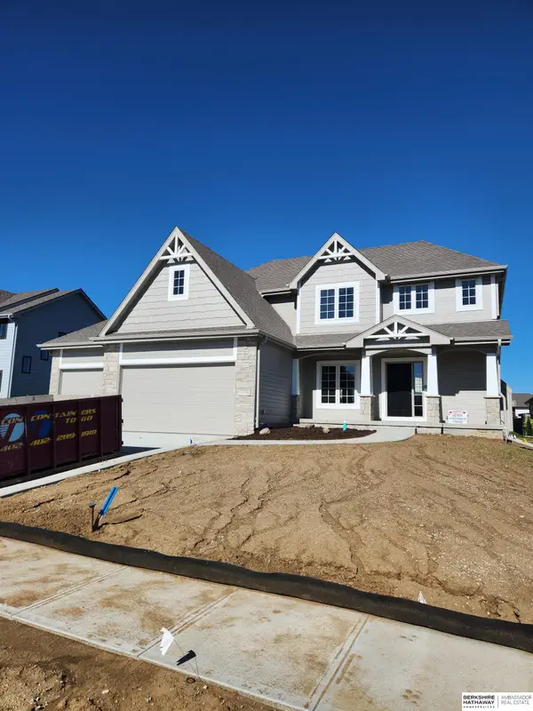 12708 S 73 Street S, Papillion, NE 68046