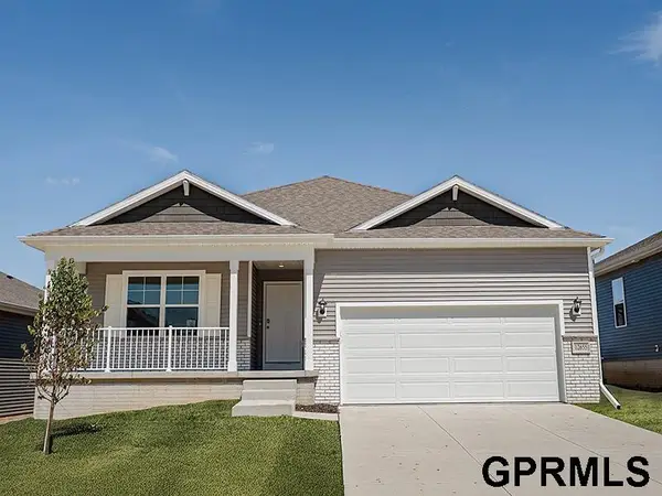 13602 Webber Circle, Omaha, NE 68142
