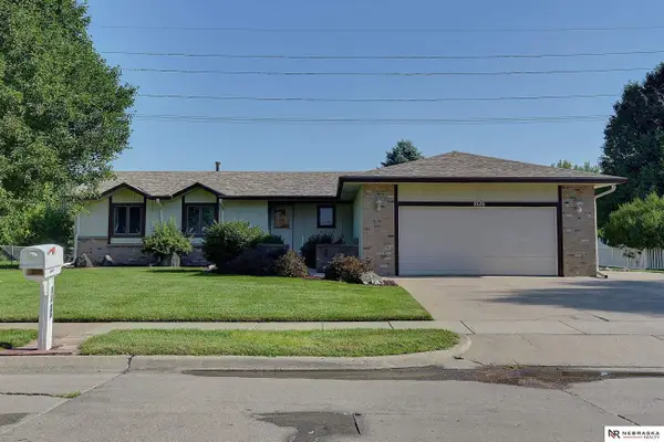 1026 Jones Drive, Fremont, NE 68025