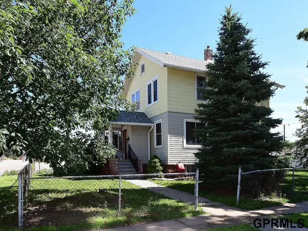 4201 N 22nd Street, Omaha, NE 68110