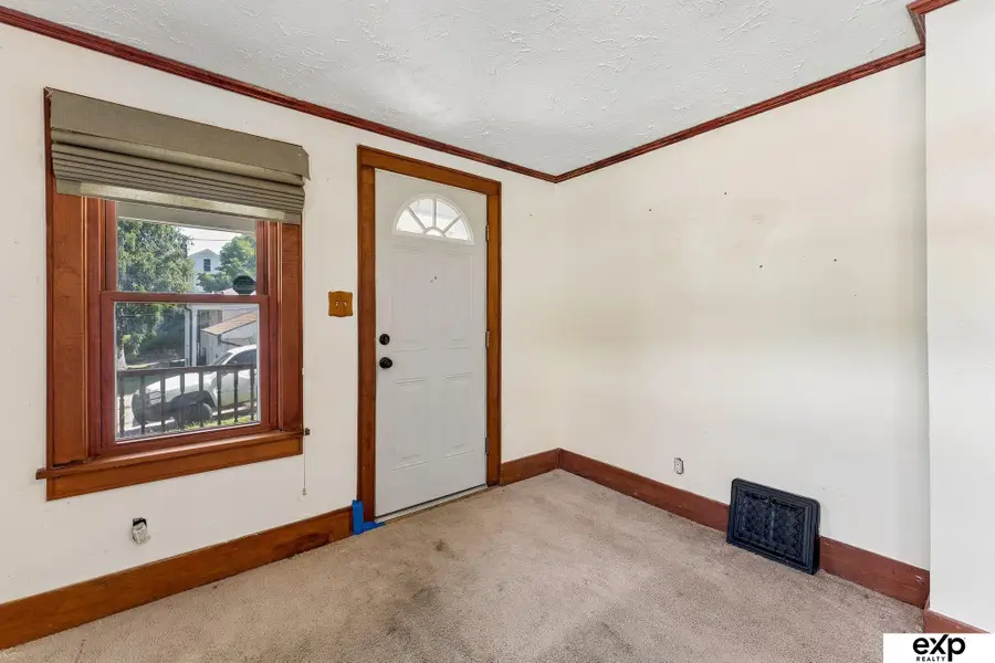 2433 N Broadway Street, Council Bluffs, IA 51503 - #3