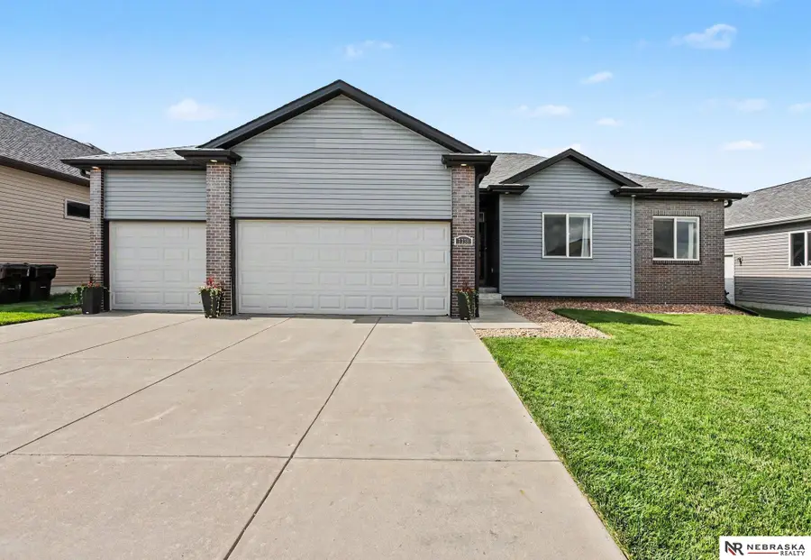 7331 Lilee Lane, Lincoln, NE 68516 - #2