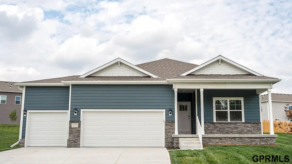 11852 S 107th Street, Papillion, NE 68046 - #1