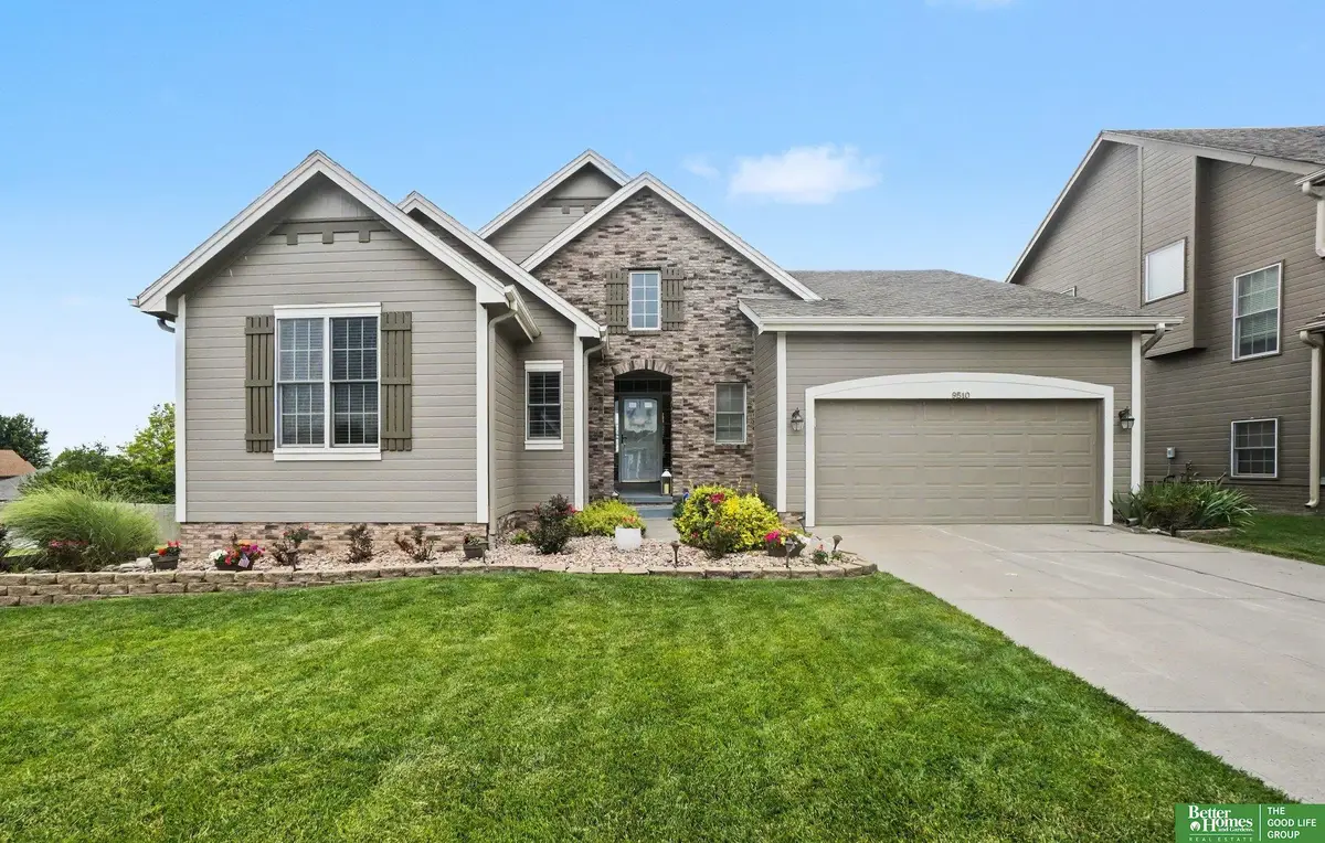 9510 S 26th Avenue, Bellevue, NE 68147 - #1