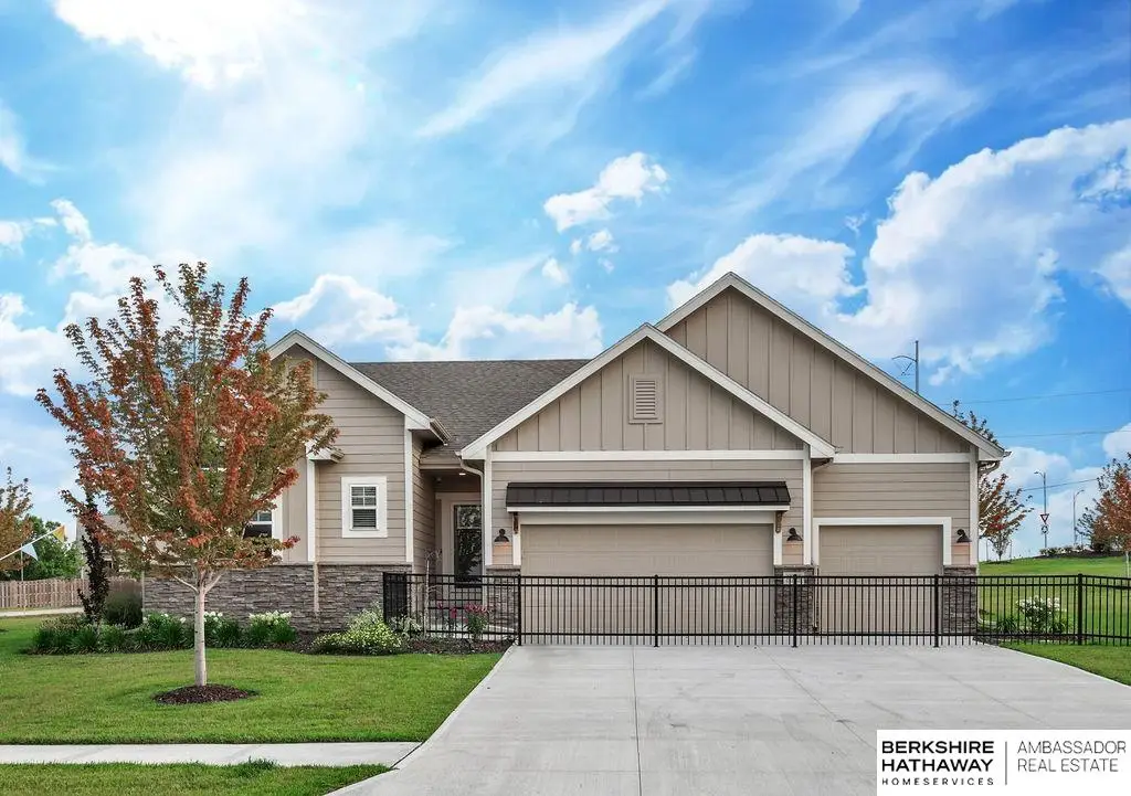 10522 S 113th Street, Papillion, NE 68046 - #1